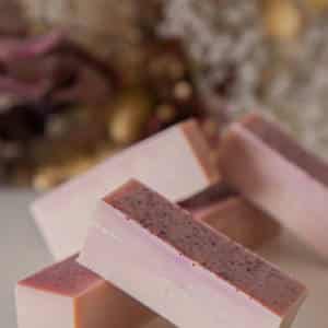 feuchtigkeitsspendender Riegel mit Damaszener-Rose